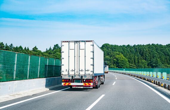 九州を拠点として全国どこへでもご依頼を承っております | 宮崎から全国への運送は株式会社昭英物流