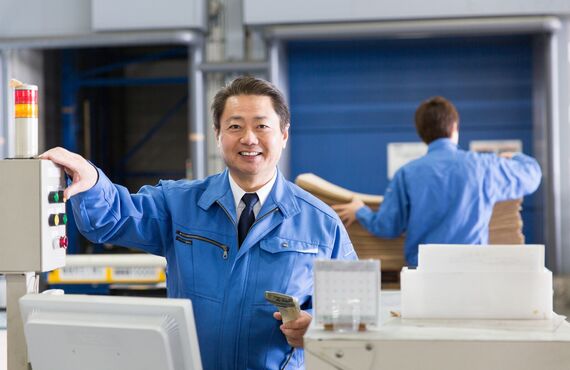 正社員として安定した収入を得られる安心感のある職場で働きませんか | 宮崎から全国への運送は株式会社昭英物流